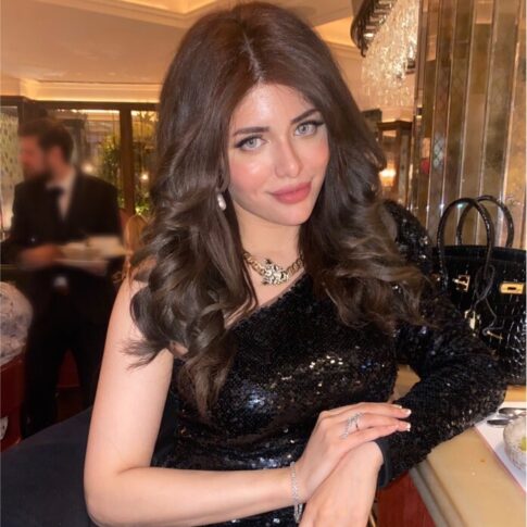 Esha Ahmad - Affiliate Manager