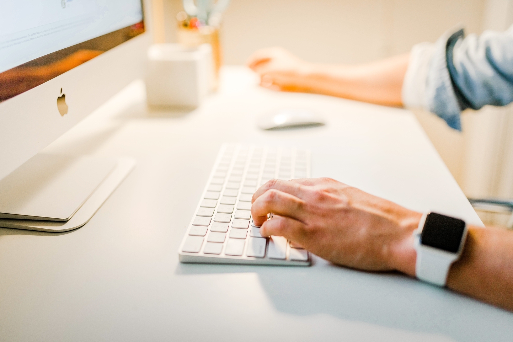 Modelos de E-mail Frio e Follow-Up para Afiliados