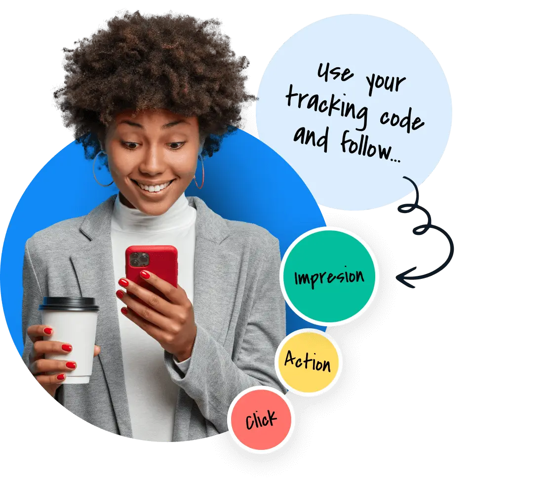 Imagem de uma mulher ao telefone, ao lado de uma ilustração simples mostrando como o rastreamento de indicações funciona no Post Affiliate Pro.